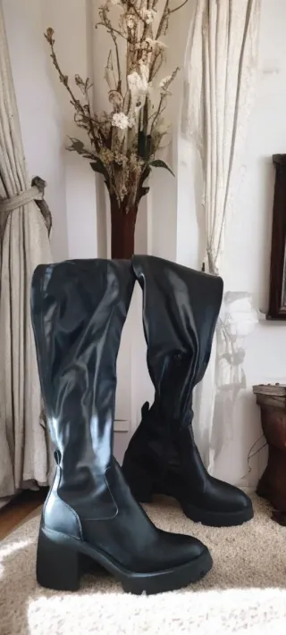 Botas Zara altas negras T.37