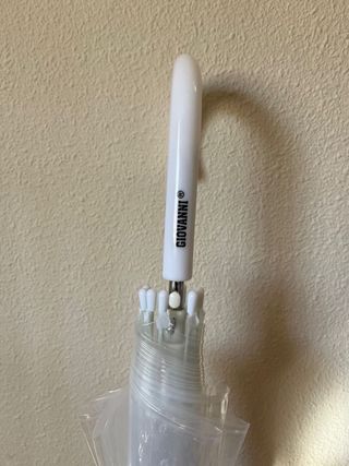 7 Paraguas Transparentes Blancos