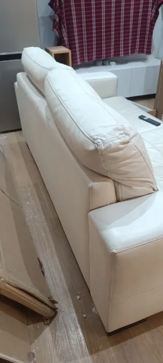 Sofá de piel beige/blancoURGENTE