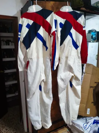 Mono Lluvia DAINESE Vintage (M y L) - Estado 10/10