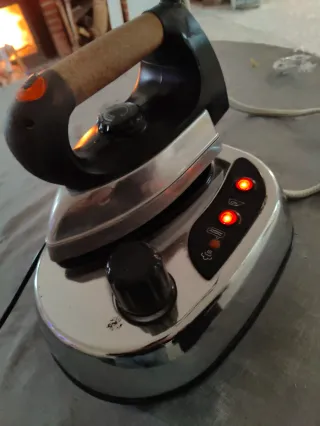 Centro de planchado de la marca obengozo