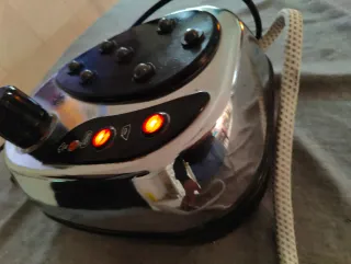 Centro de planchado de la marca obengozo