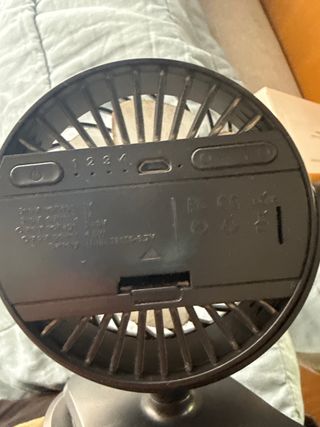 Ventilador de pinza negro