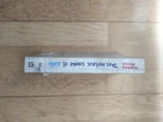 Tres metros sobre el cielo (Spanish Edition)