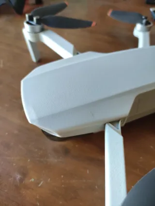 Dron DJI Mini 4k con mando y accesorios