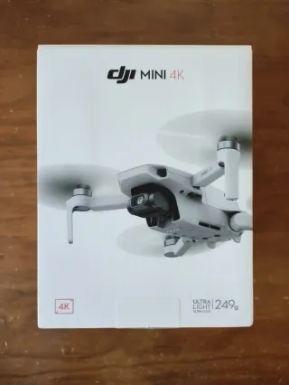 Dron DJI Mini 4k con mando y accesorios