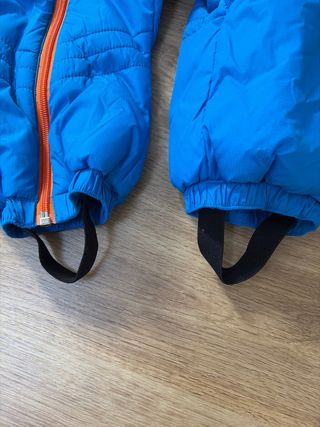 Mono de esquí azul para niño. Solo 1 uso.