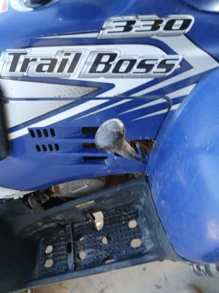 Quad Polaris Trail Boss 330 Año 2005