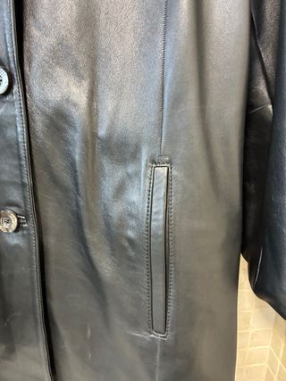 Chaqueta de cuero negra