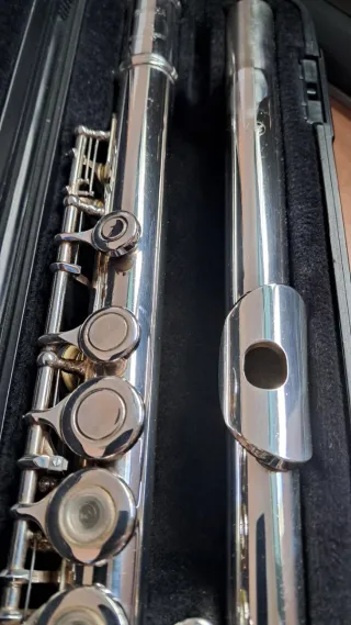 Flauta Travesera Yamaha YFL-281