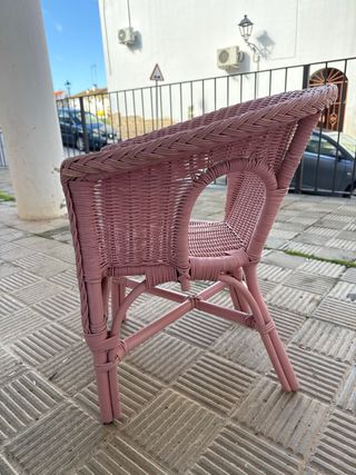 Silla de mimbre infantil