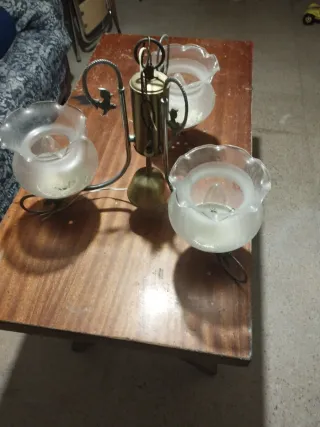 Lámpara de techo colgante de cristal y metal