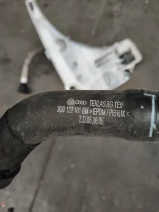 Tubo Radiador Audi A3 8P 2.0 TDI