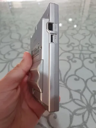 Nintendo Game Boy Light Plata