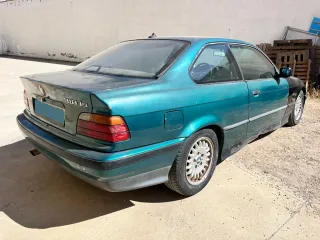 BMW E36 318is COUPE