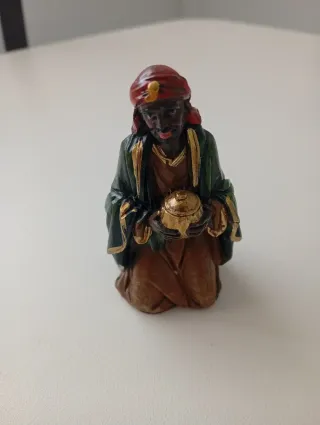 Set di figure per presepe: Re Magi, Angelo, mulo-bue