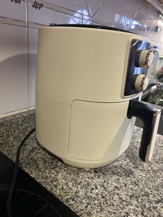 Air Fryer com painel digital