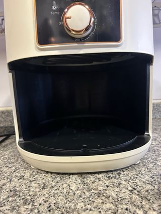 Air Fryer com painel digital