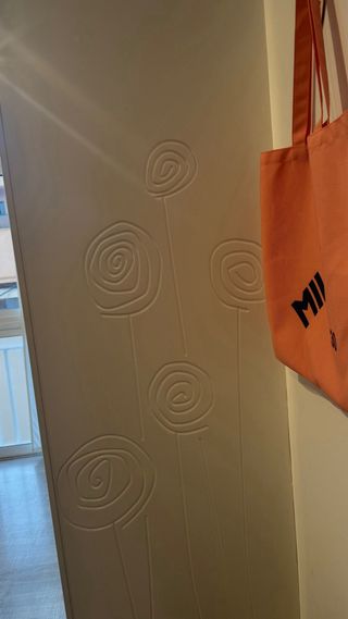 Armario blanco laca, puertas correderas.