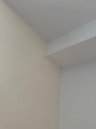 Armario blanco laca, puertas correderas.