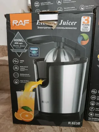 RAF Exprimidor, Extractor, Plancha