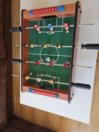Mini futbolín de mesa
