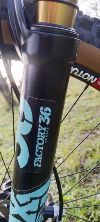 Bici Enduro Giant Aluxx SL Fluidform