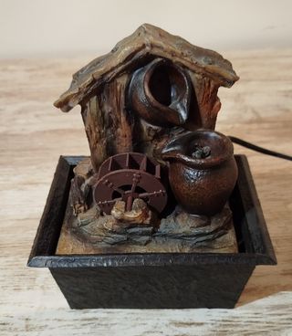 Fuente de agua decorativa