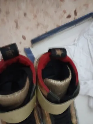 Sneakers Islo Tg 36 Nero Oro