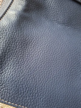 Portadocumentos de piel azul