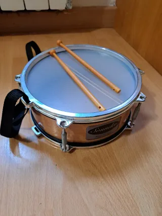 Tambor Sounder con baquetas