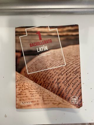 Libro latin 1º bachiller