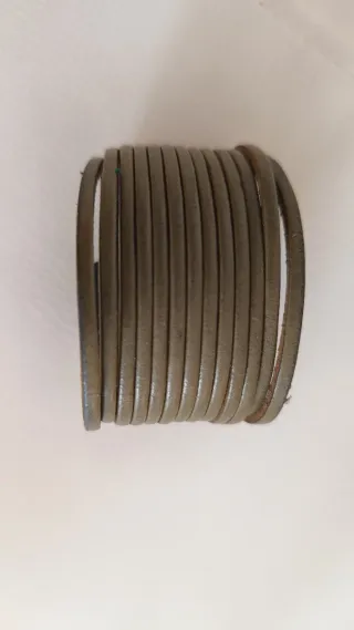 Pulsera cuero verde estilo brazalete