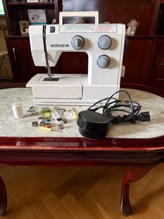 Máquina de coser Wertheim Modelo 900