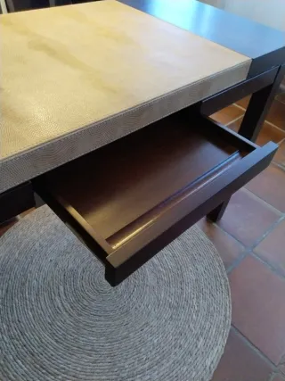 Tavolo da scrivania in legno massello