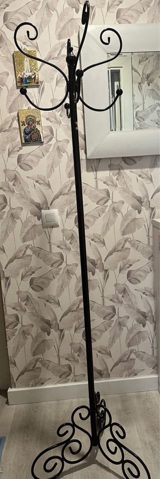 Perchero de forja negro