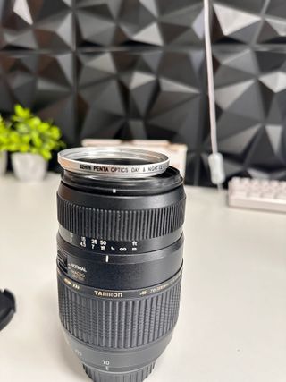 Cámara Nikon D3200 con lentes