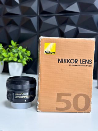 Cámara Nikon D3200 con lentes