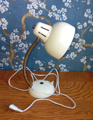 Lámpara de escritorio vintage metal