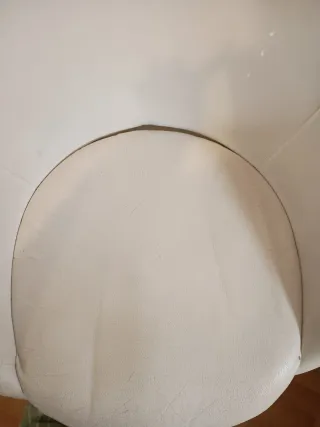 Silla de escritorio giratoria blanca