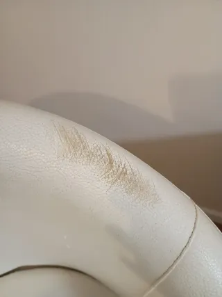 Silla de escritorio giratoria blanca