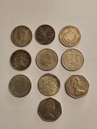 Lote 10 monedas extranjeras