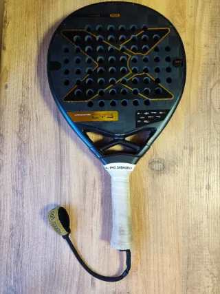 Pala de pádel NOX AT10 genius LTD 2025 LIMITADA