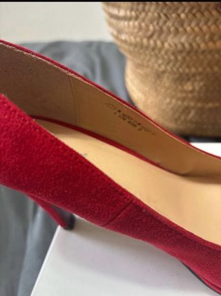 Zapatos de tacón rojos Graceland
