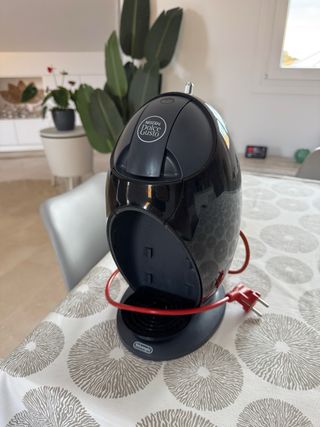 Cafetera Dolce Gusto DeLonghi Negra