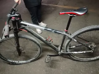 Bicicleta Cannondale F29 Carbono