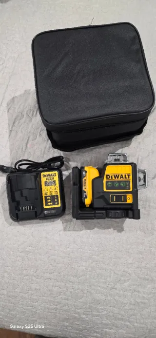 Nivel Láser DeWalt 12 Líneas 360°