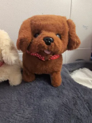 2 Peluches Perro Marrón y Beige