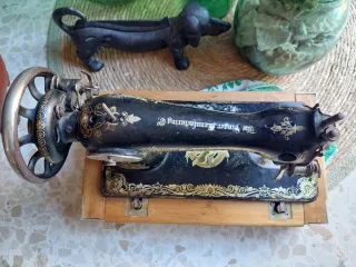 Máquina de coser Singer antigua