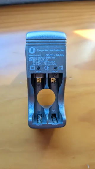 Cargador Pilas Recargables dh Mod.50.016